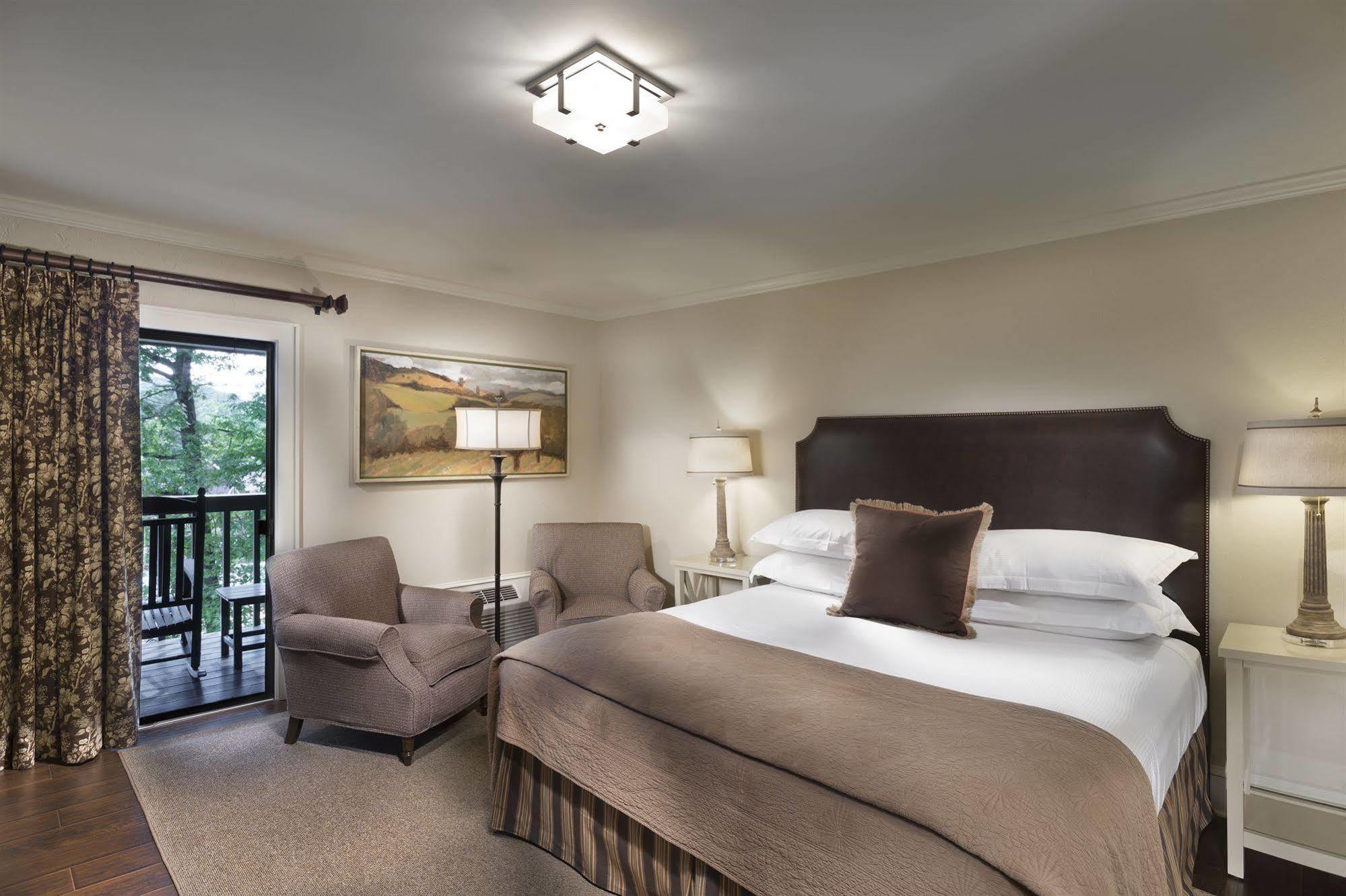 200 Main By Old Edwards Hospitality Motel Highlands Ngoại thất bức ảnh